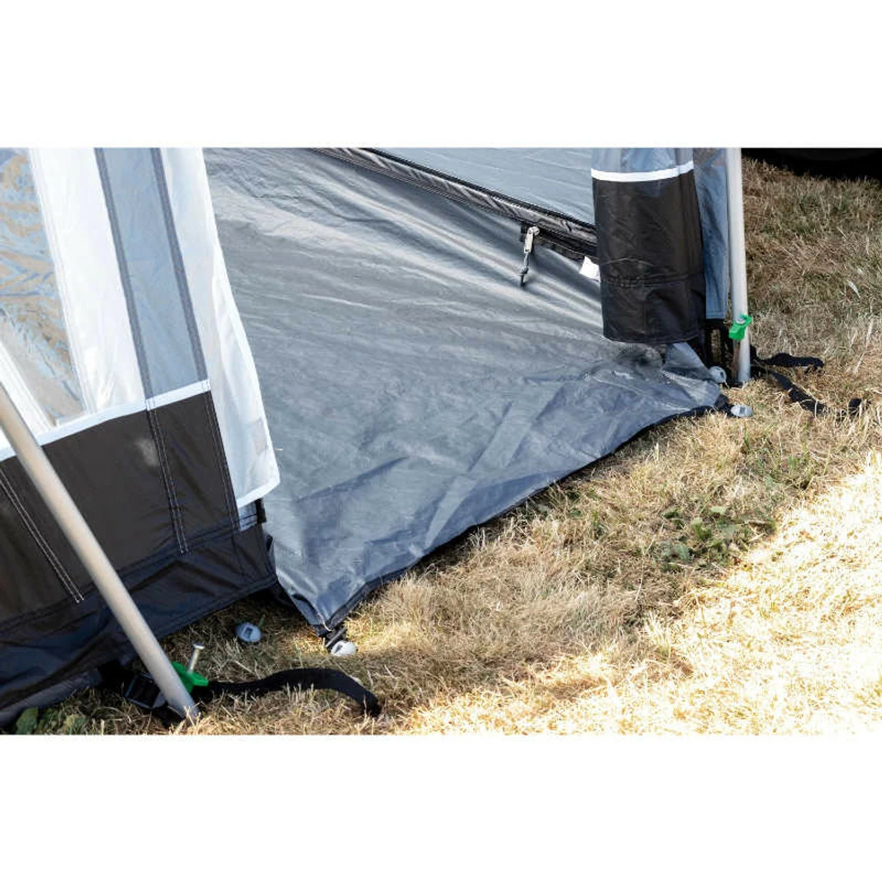 SunnCamp Swift Van 325 Motorhome Campervan Drive Away Awning - Image 9